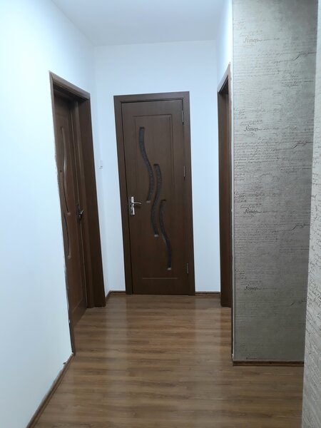 Colentina Rau, Mc Donalds, Scoala Generala nr. 39, semistradal, mob utilat